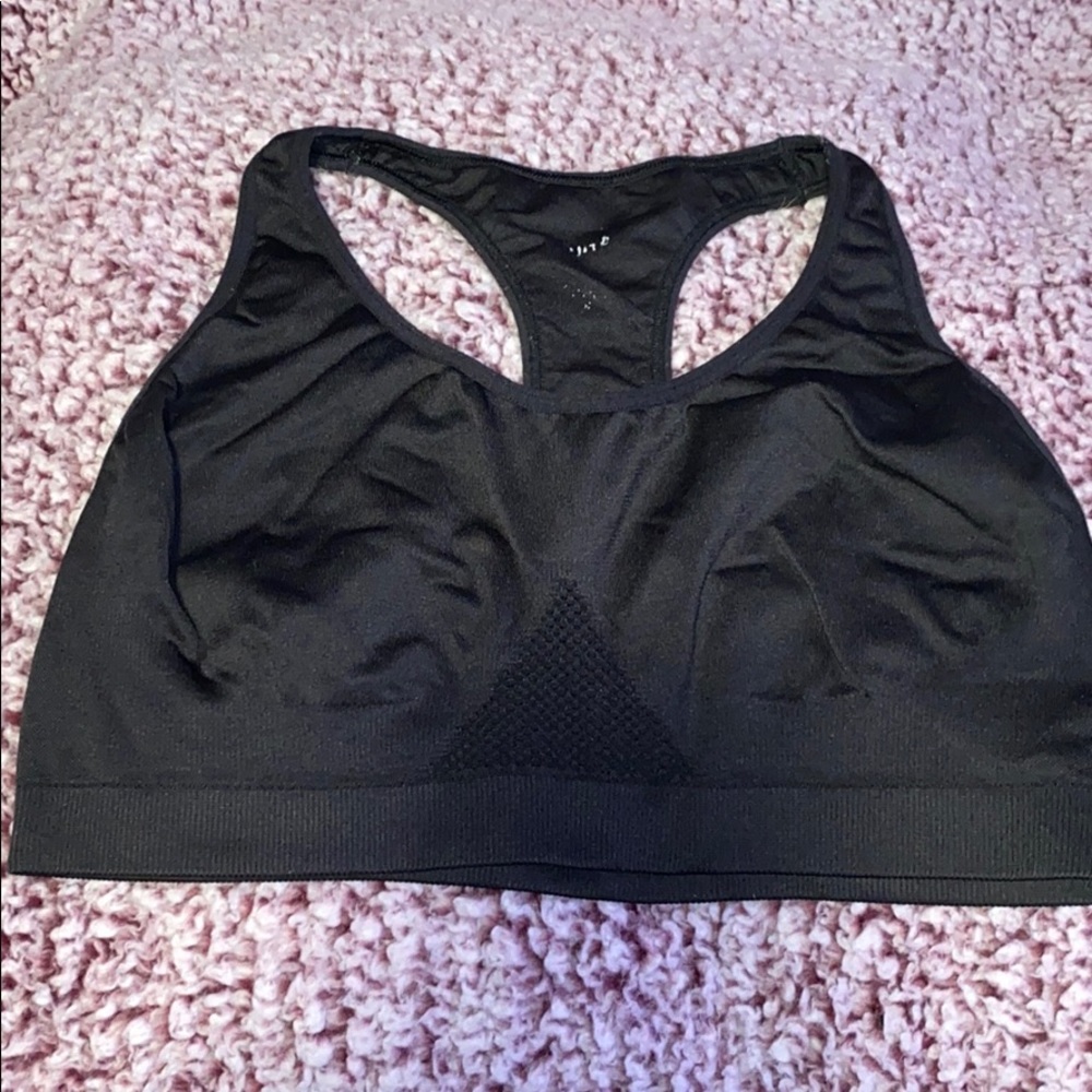 Sports bra